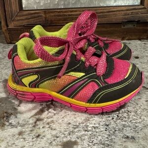 Danskin Now Sneakers toddler size 7